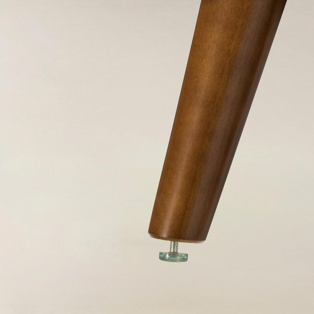 Johannes Klassischer Ohrensessel mit elegant-zeitlosem Design
