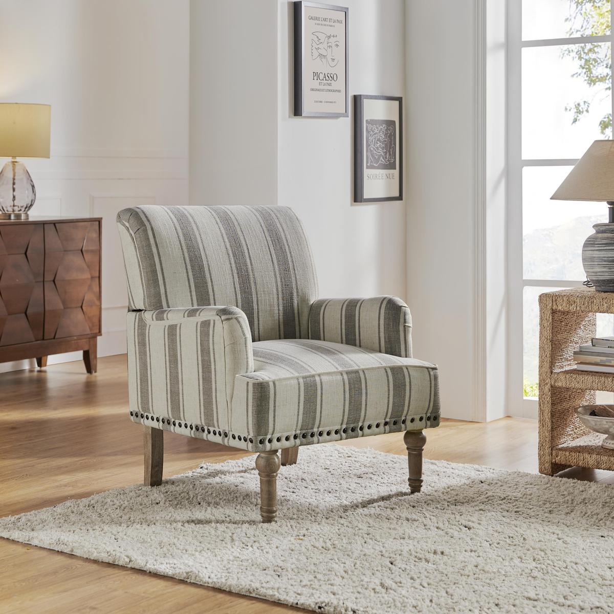 Lecce Landhaus-Sessel mit eleganten Beinen
