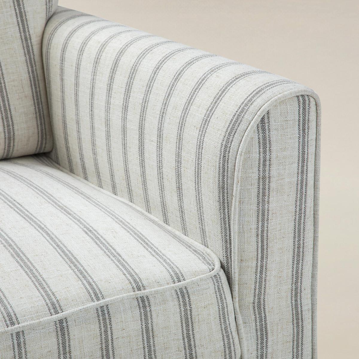 Rachel Ohrensessel im maritimen Streifendesign