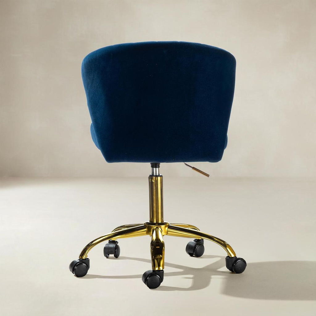 Chandra Moderner Drehstuhl aus Samt in Gold, höhenverstellbar