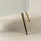 Ariel 2-Sitzer-Sofa aus Samt mit Muschelsilhouette und goldfarbenen Beinen