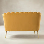 Ariel 2-Sitzer-Sofa aus Samt mit Muschelsilhouette und goldfarbenen Beinen