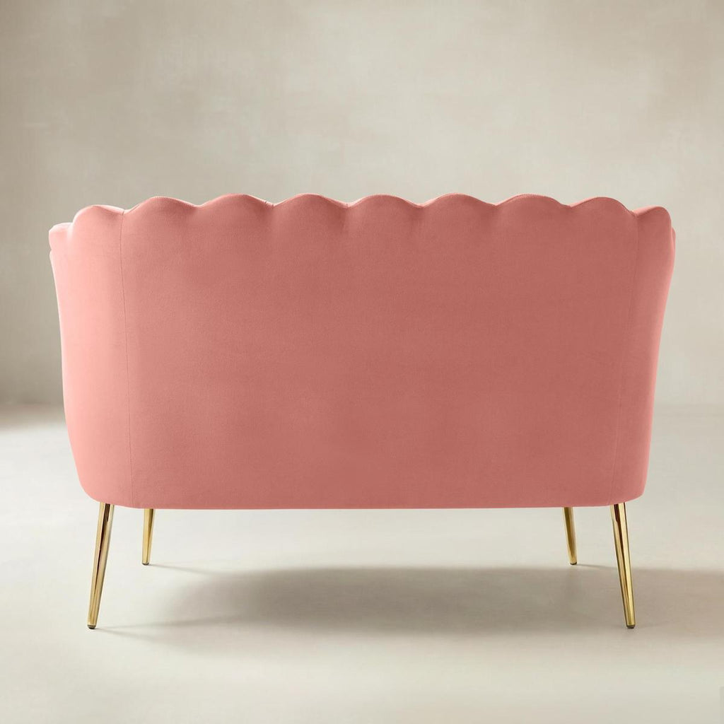 Ariel 2-Sitzer-Sofa aus Samt mit Muschelsilhouette und goldfarbenen Beinen