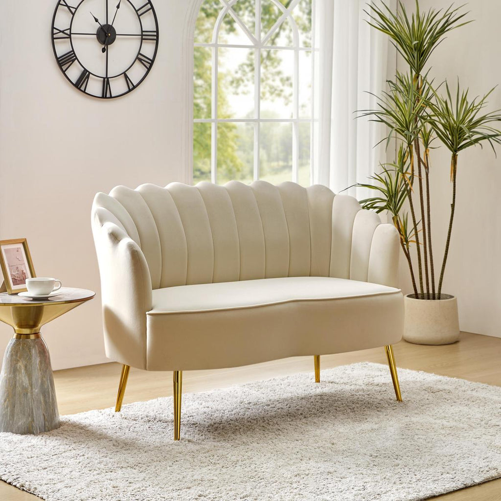 Ariel 2-Sitzer-Sofa aus Samt mit Muschelsilhouette und goldfarbenen Beinen