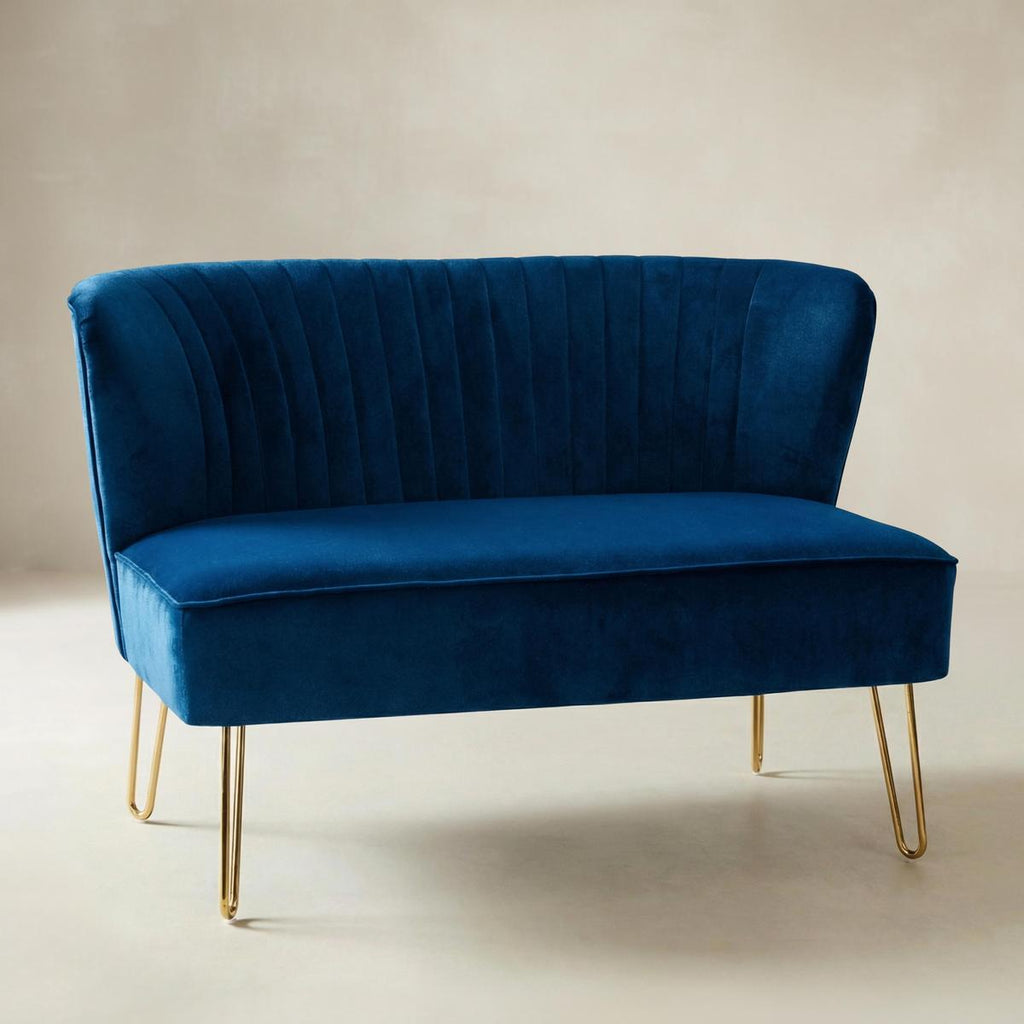 Ainhoa Mid-Century 2-Sitzer-Sofa aus Samt mit Hairpin-Beinen