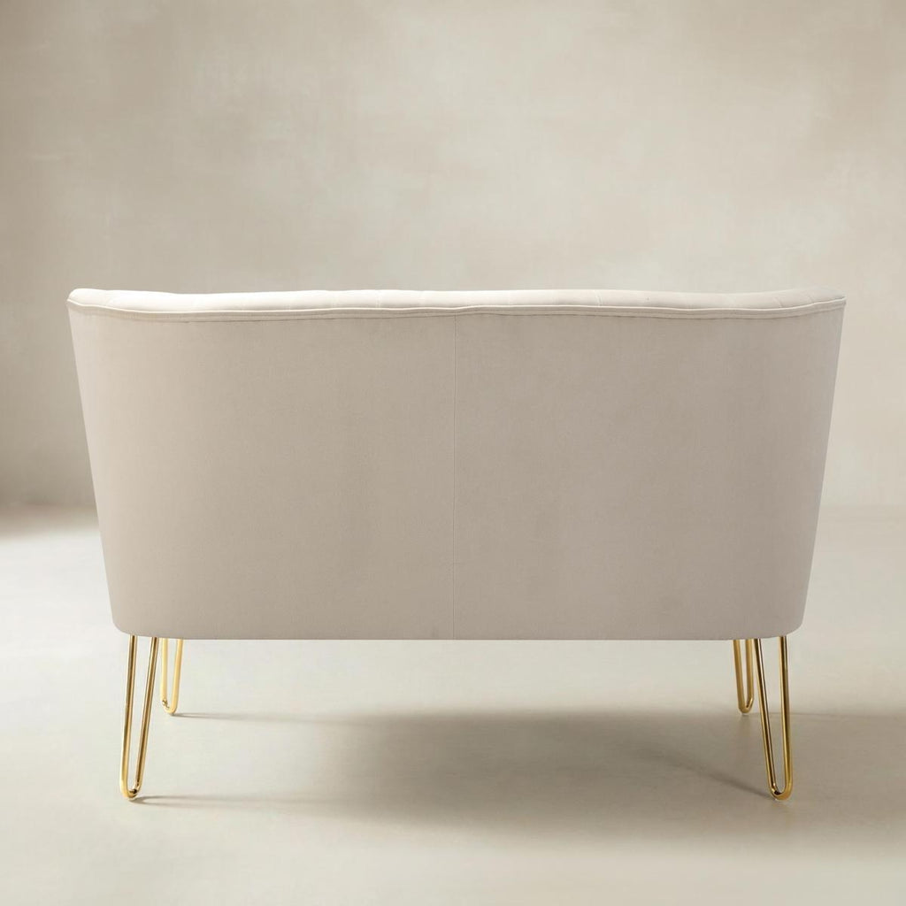 Ainhoa Mid-Century 2-Sitzer-Sofa aus Samt mit Hairpin-Beinen
