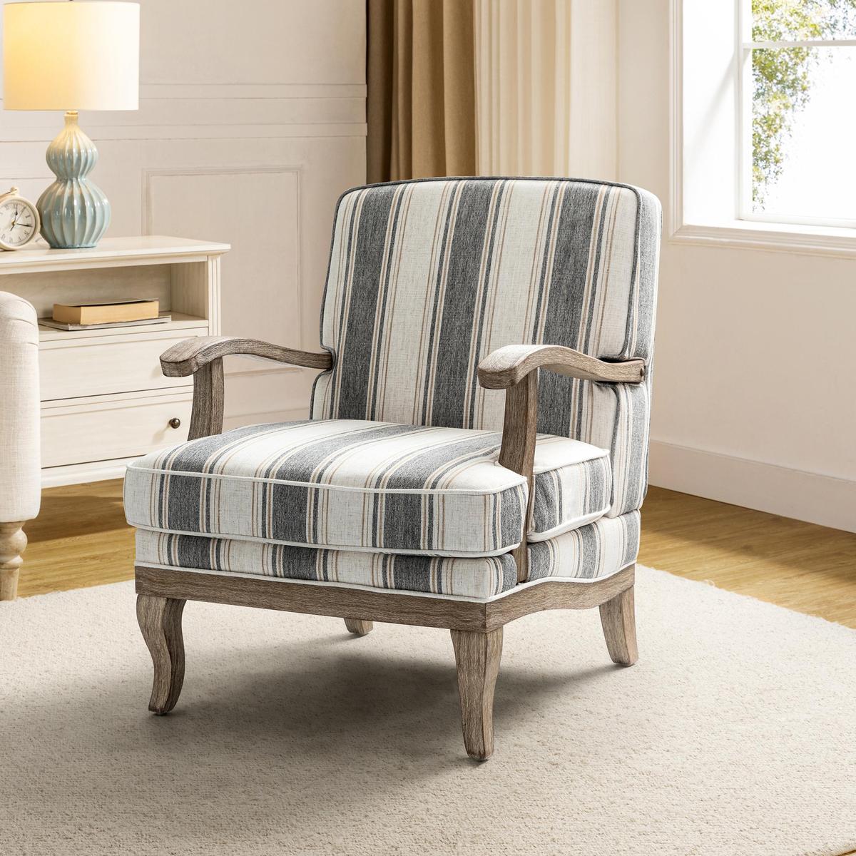 Randolph Eleganter Sessel im Landhausstil mit Massivholz-Armlehnen