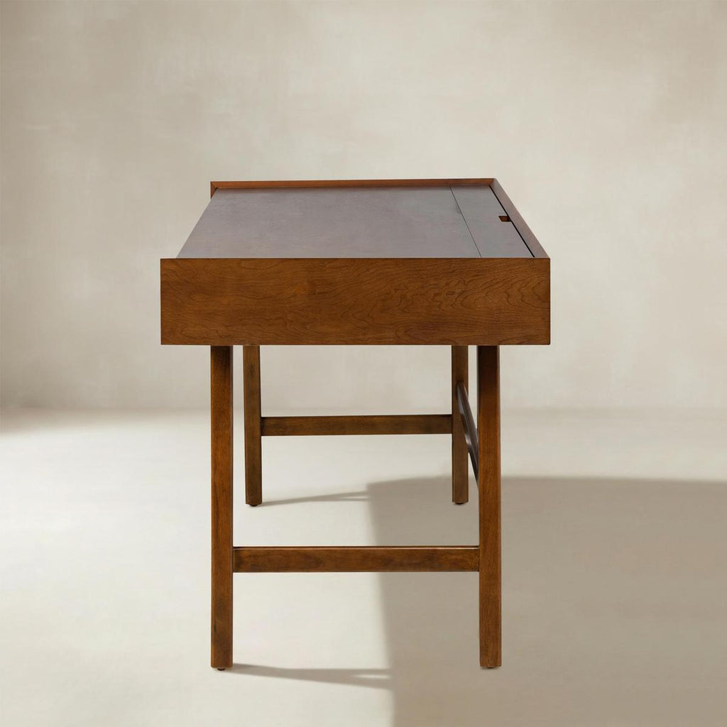 Charlotte Mid-Century-Schreibtisch mit Schubladen &amp; Ladestation