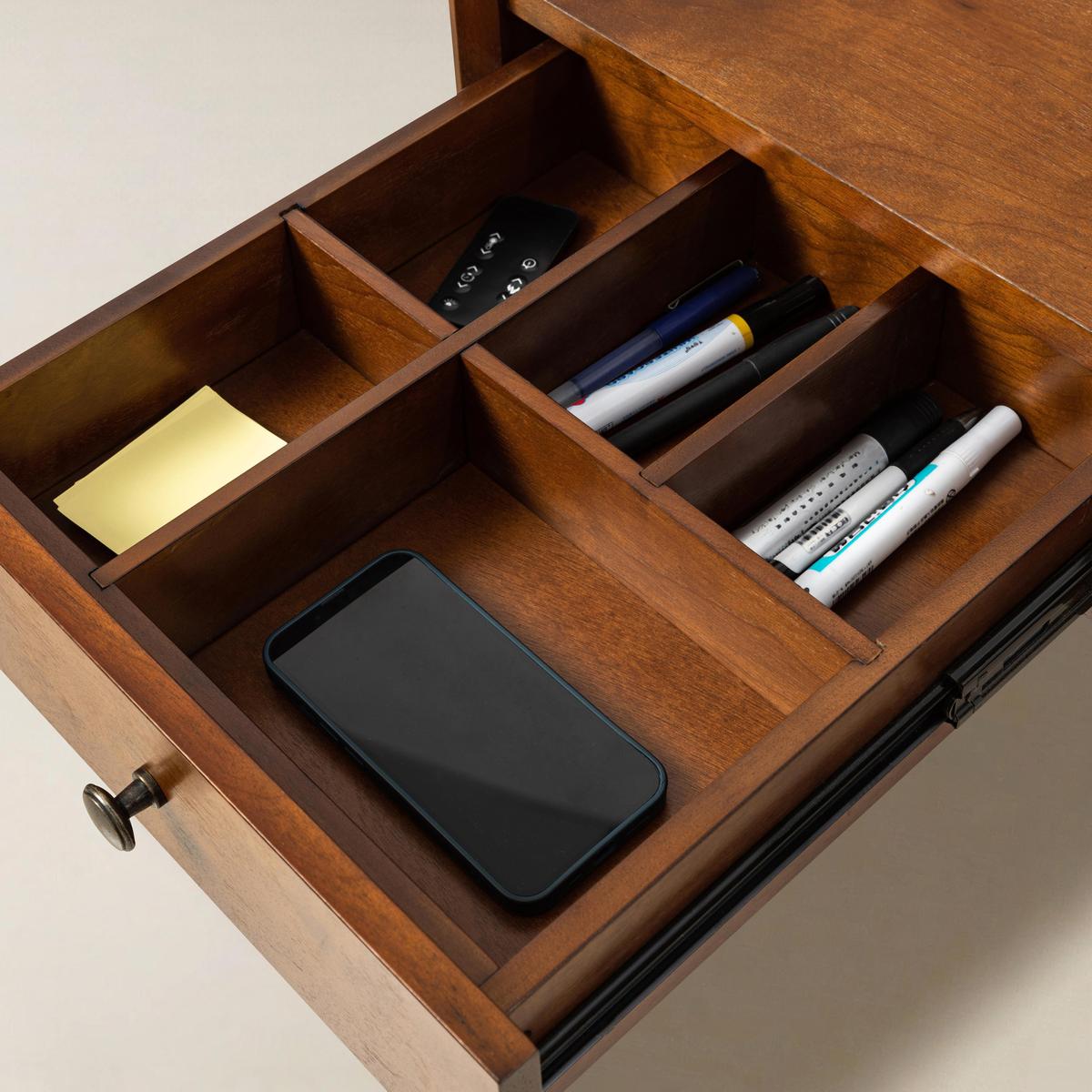 Charlotte Mid-Century-Schreibtisch mit Schubladen &amp; Ladestation