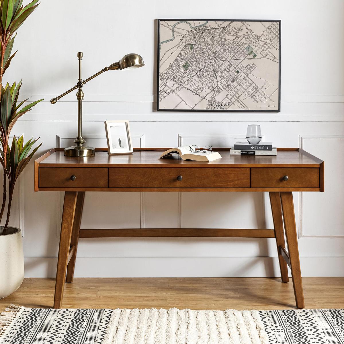 Charlotte Mid-Century-Schreibtisch mit Schubladen &amp; Ladestation