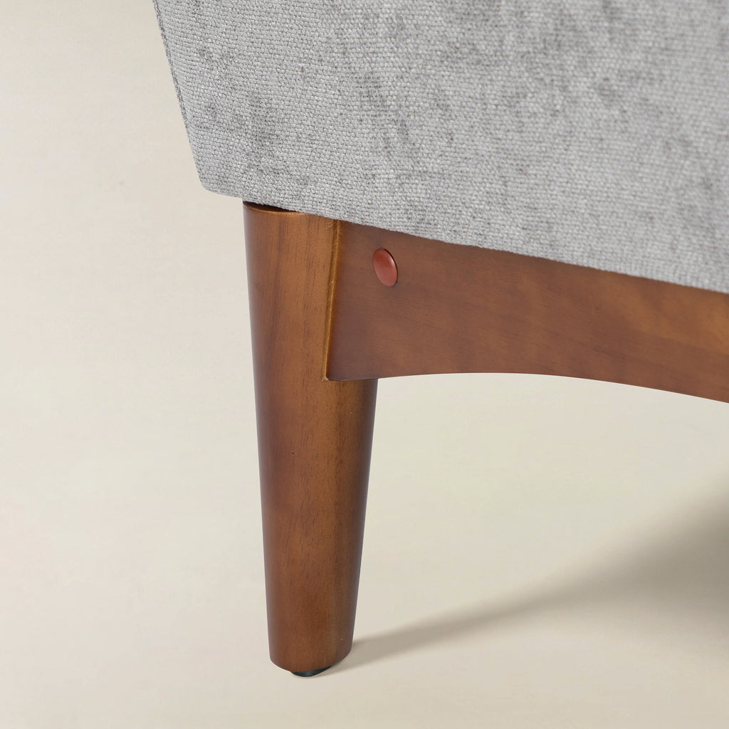 Dietmar Mid-Century-Sessel im Vintage-Stil mit komfortablem Design