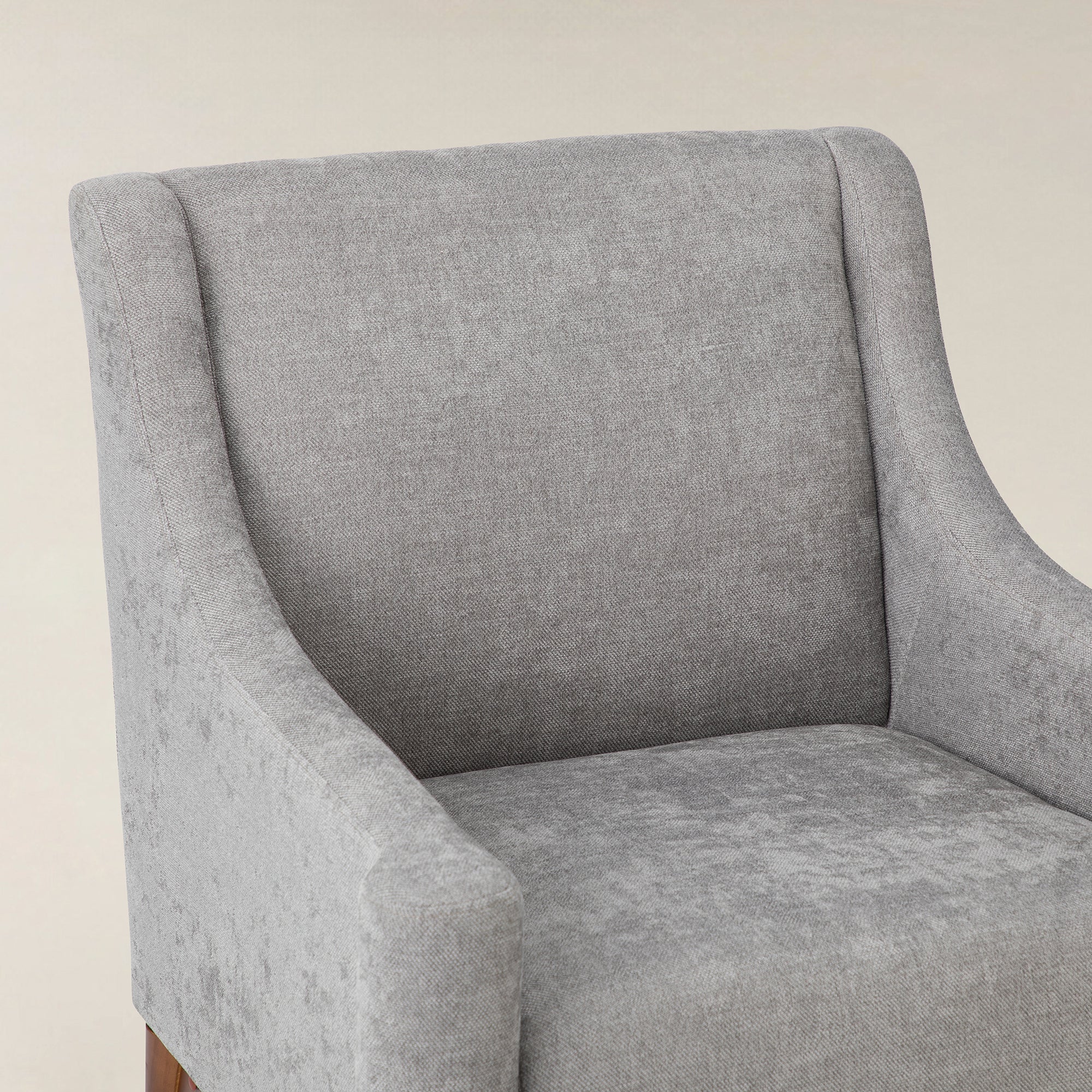 Dietmar Mid-Century-Sessel im Vintage-Stil mit komfortablem Design