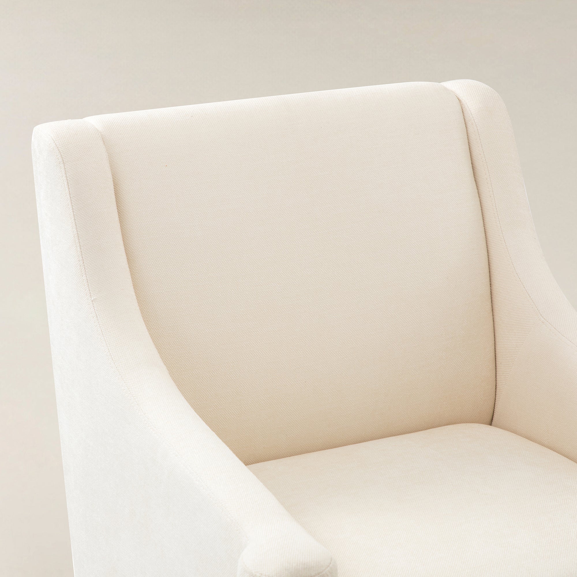 Dietmar Mid-Century-Sessel im Vintage-Stil mit komfortablem Design