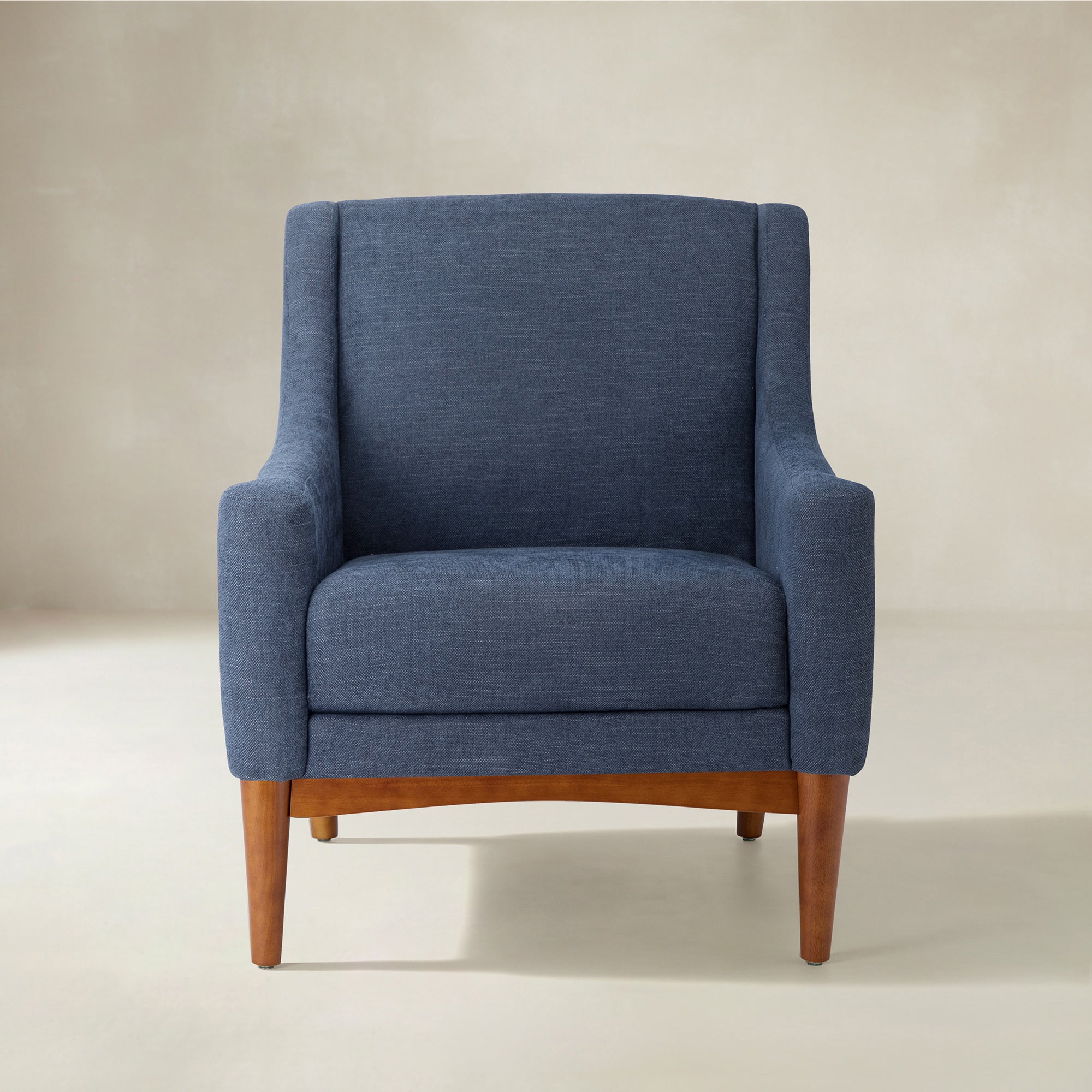 Dietmar Mid-Century-Sessel im Vintage-Stil mit komfortablem Design