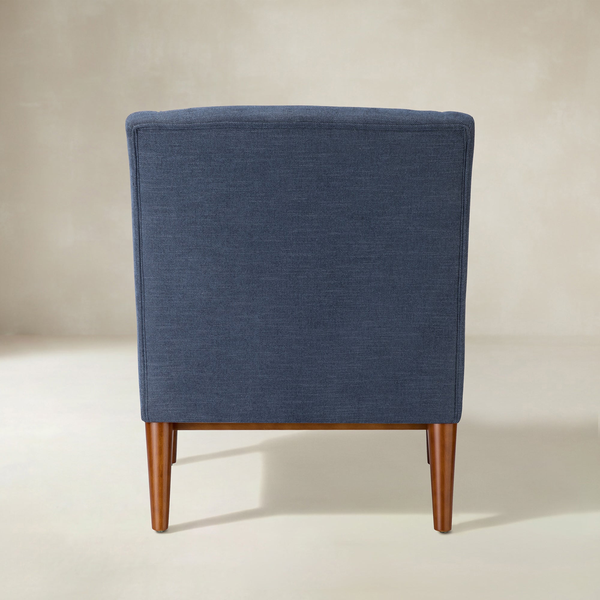 Dietmar Mid-Century-Sessel im Vintage-Stil mit komfortablem Design