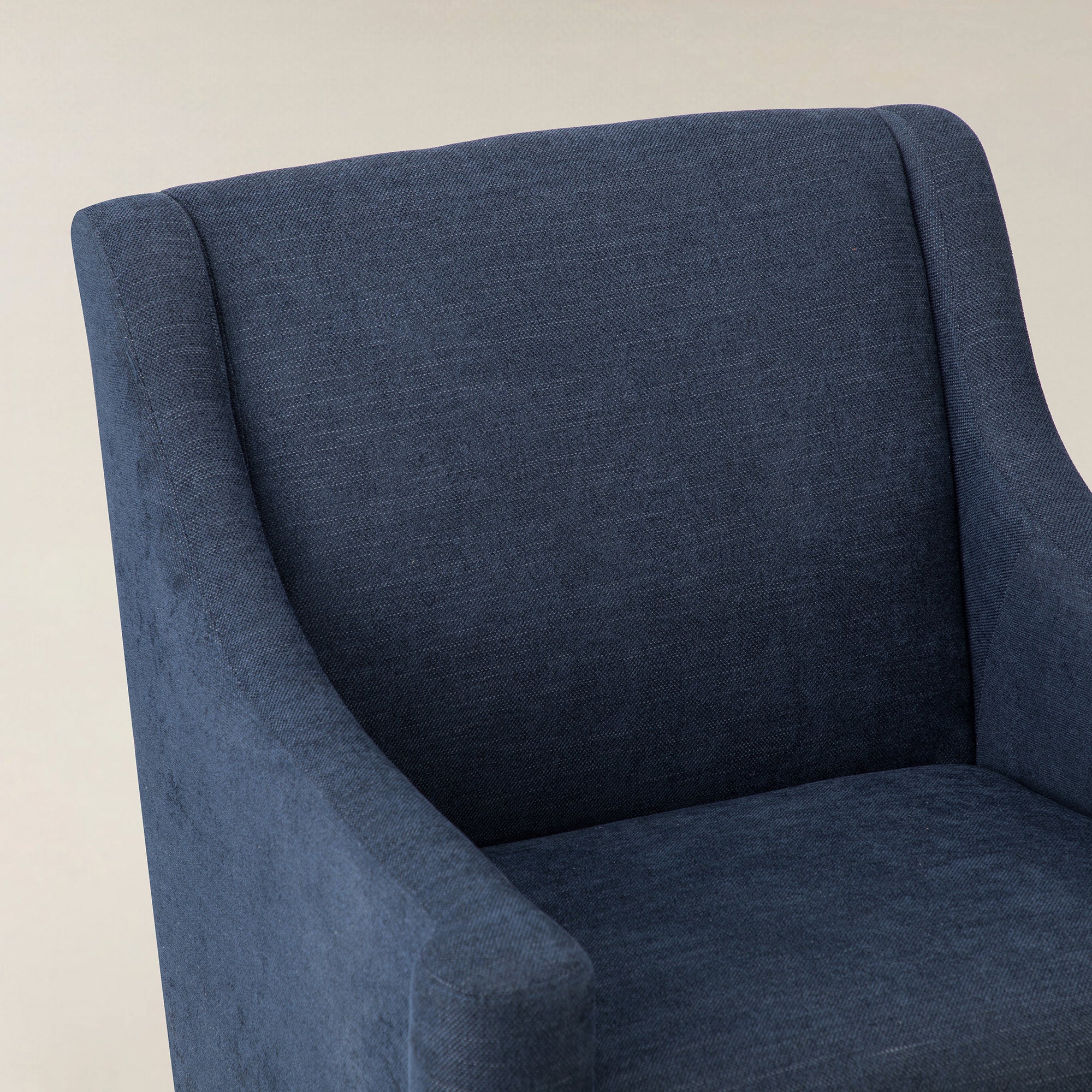 Dietmar Mid-Century-Sessel im Vintage-Stil mit komfortablem Design