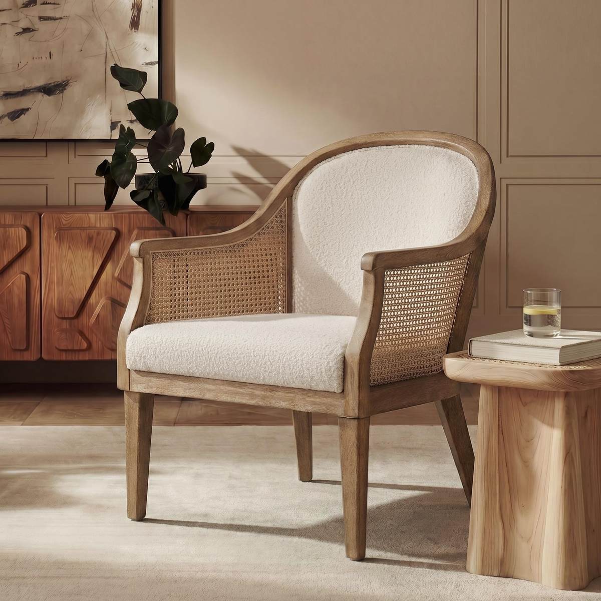 Audrey Landhaus-Sessel aus Rattan und Massivholz