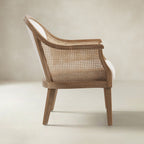 Audrey Landhaus-Sessel aus Rattan und Massivholz