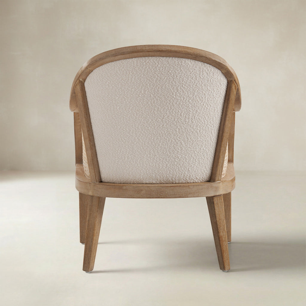 Audrey Landhaus-Sessel aus Rattan und Massivholz