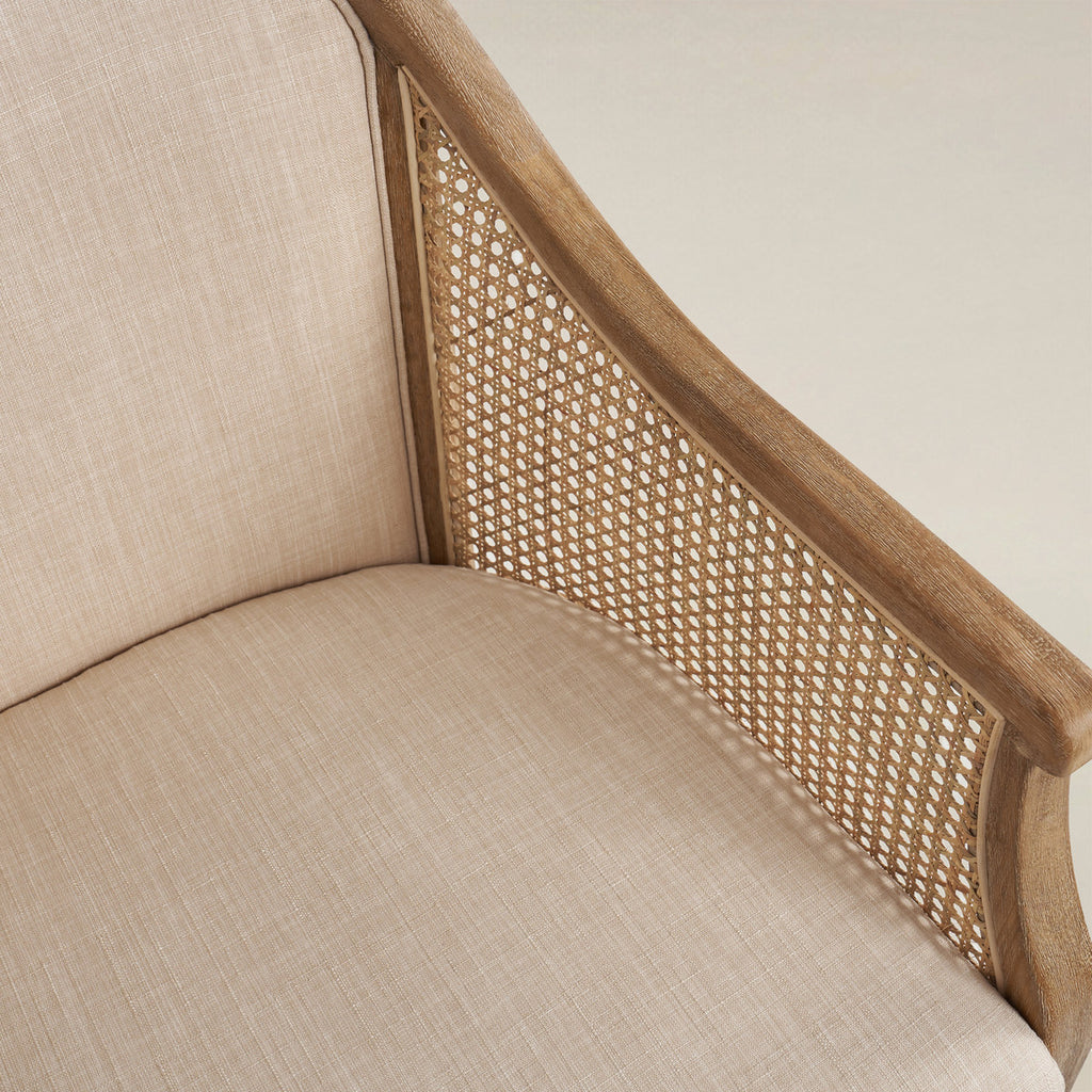 Audrey Landhaus-Sessel aus Rattan und Massivholz