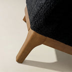 August Bouclé Moderner Sessel im Tonnendesign