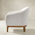 August Bouclé Moderner Sessel im Tonnendesign