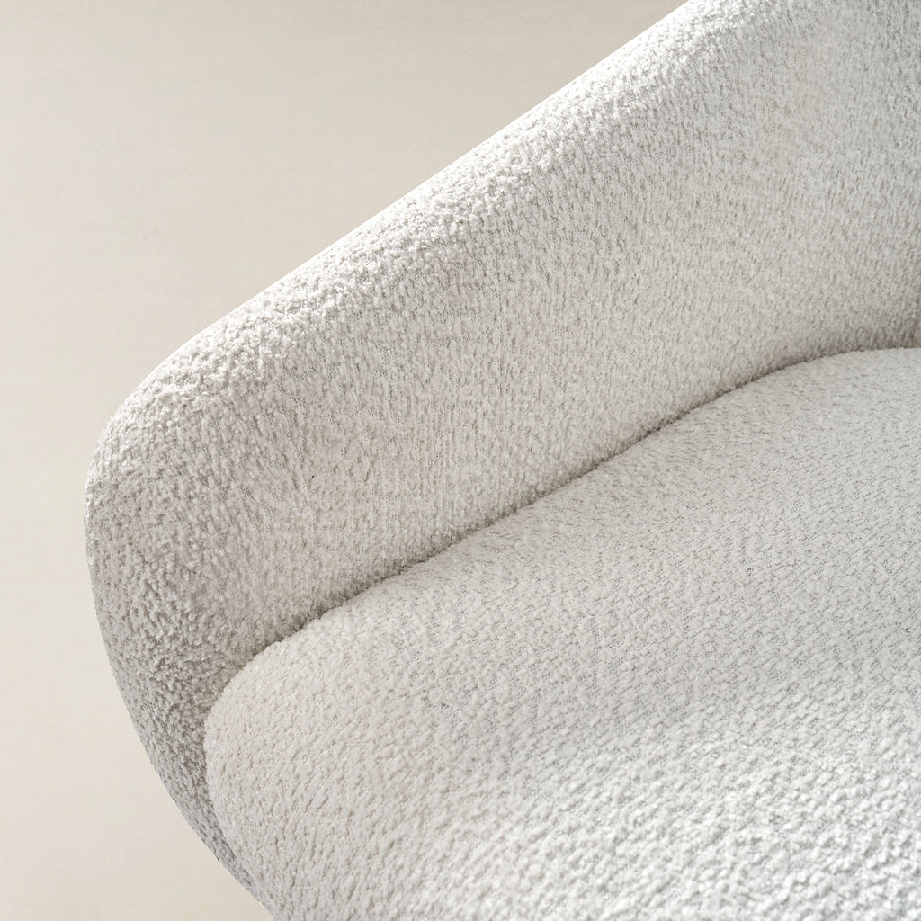 August Bouclé Moderner Sessel im Tonnendesign