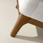 August Bouclé Moderner Sessel im Tonnendesign