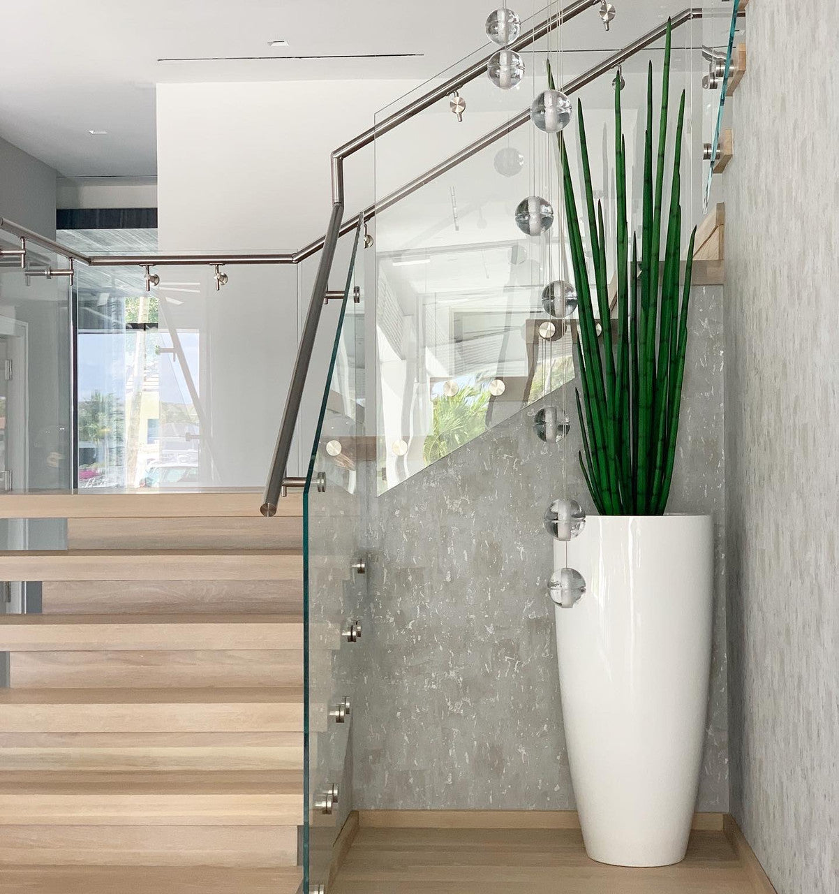 Sansevière XL — Collection Biarritz, 160 cm, blanc brillant