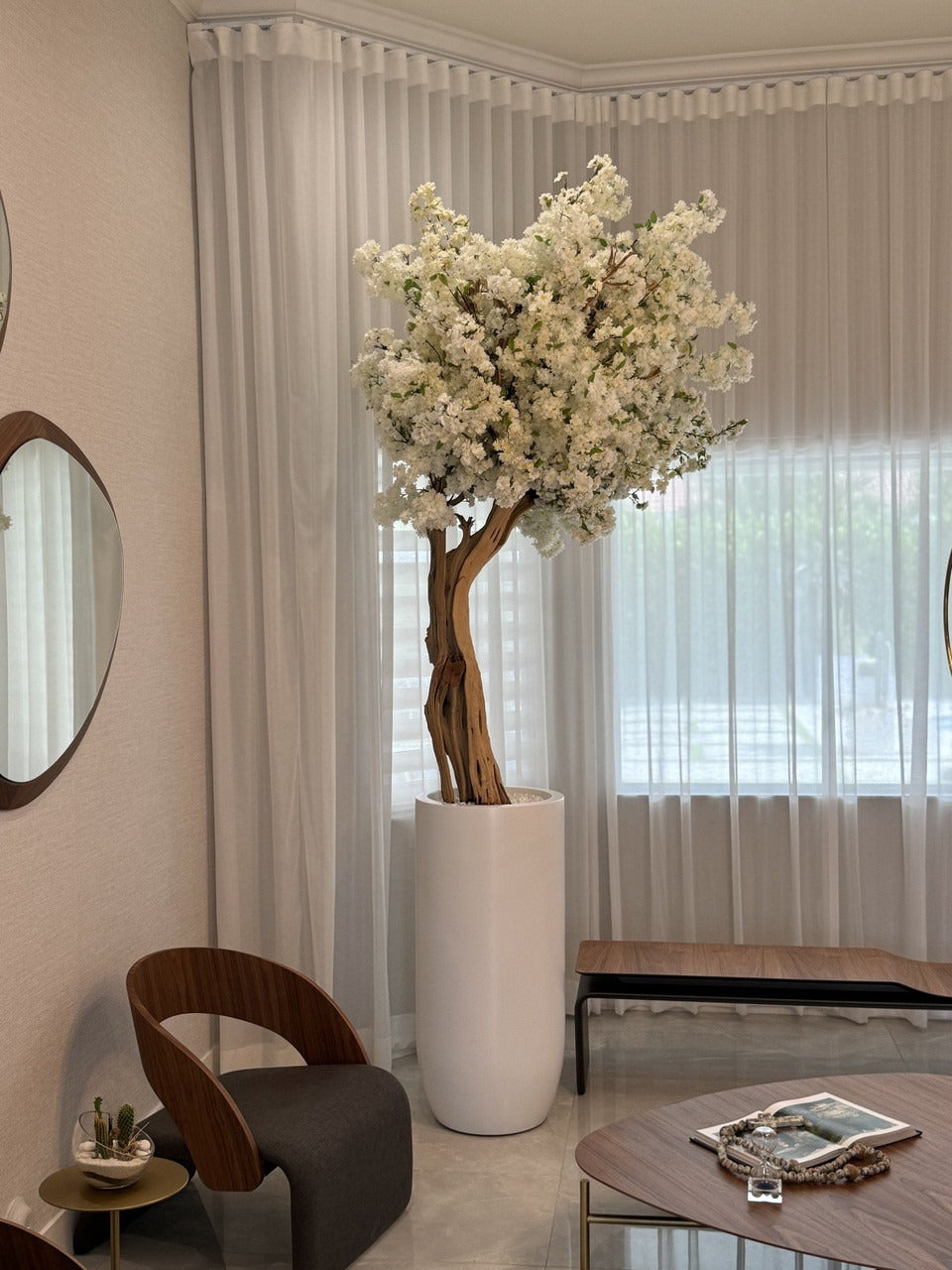 Cerisier en Fleurs · Édition Antibes, blanc mat