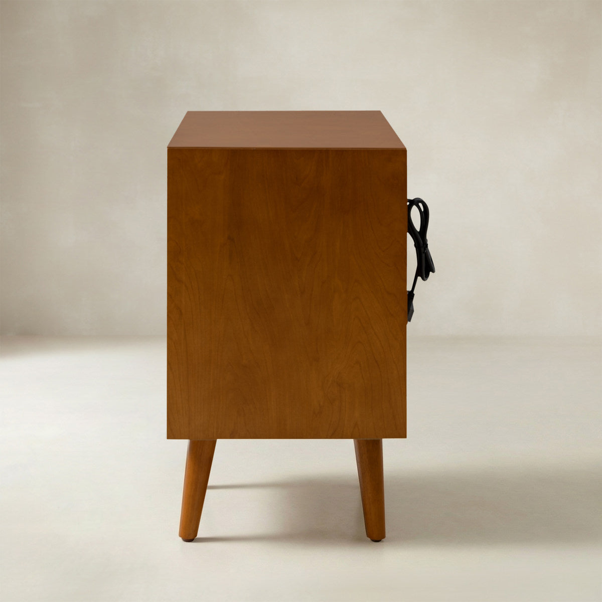 Lilian Mid-Century-Nachttisch mit Ladestation & Ablage
