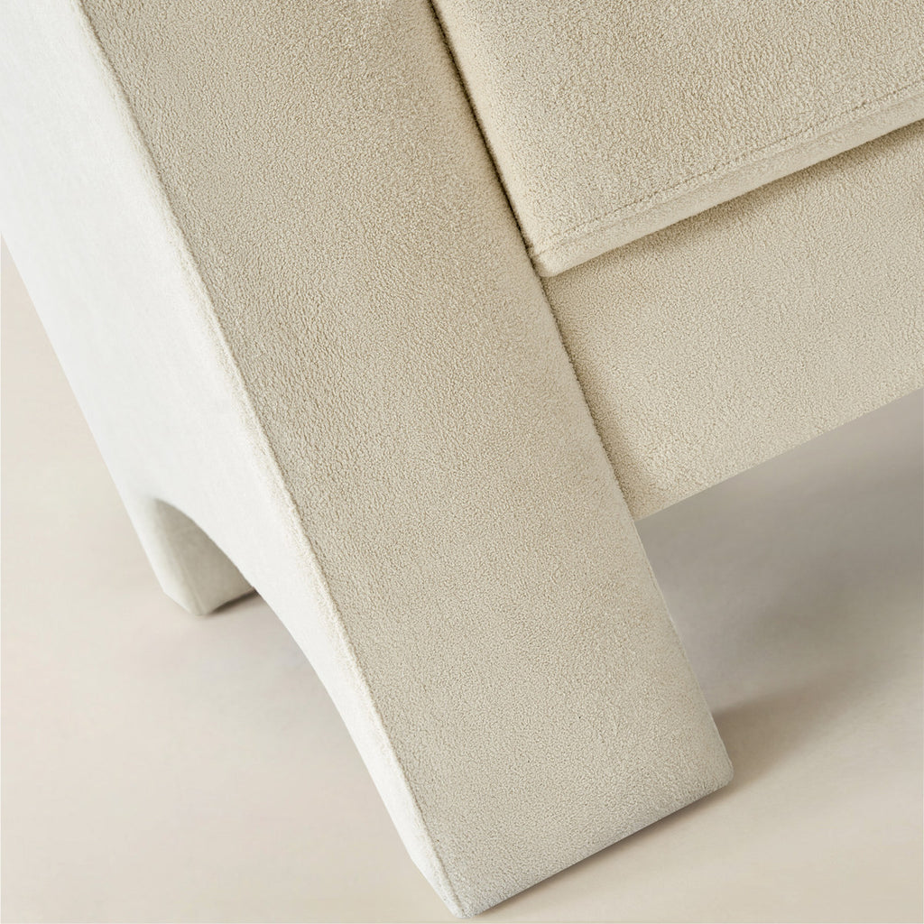 Karmen 2-Sitzer-Sofa aus Chenille