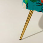 Coraline 2-Sitzer-Sofa mit Blumenmuster und Knopfheftung