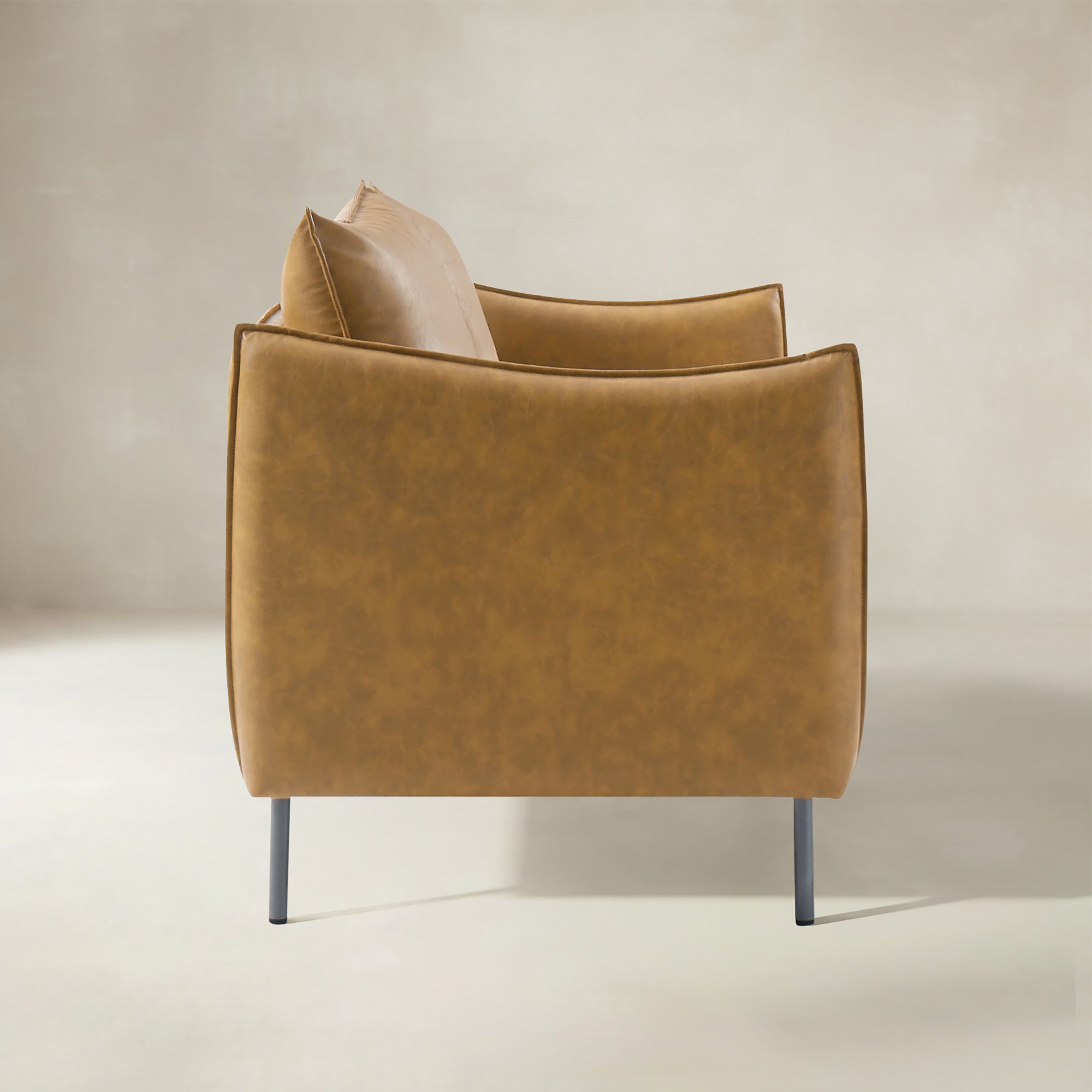Vic 2-Sitzer-Sofa im Industrie-Stil aus Stoff mit schwarzen Metallbeinen