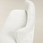Rod Modernes 2-Sitzer-Sofa mit geschwungener Silhouette