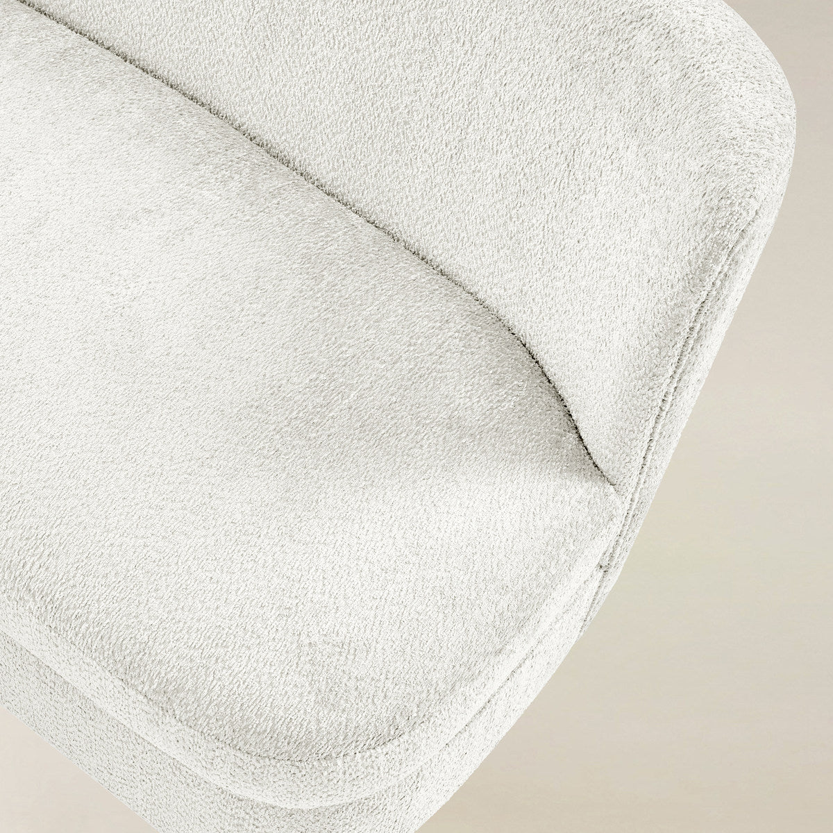 Rod Modernes 2-Sitzer-Sofa mit geschwungener Silhouette