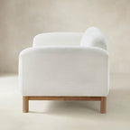 Diego Modernes Sofa mit niedrigem Profil und tiefer Polstersitzfläche