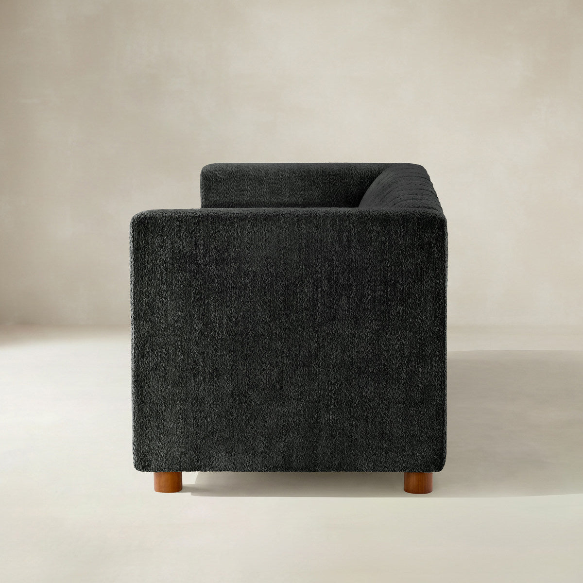 Botham Bouclé Sofa mit verdeckten flachen Beinen
