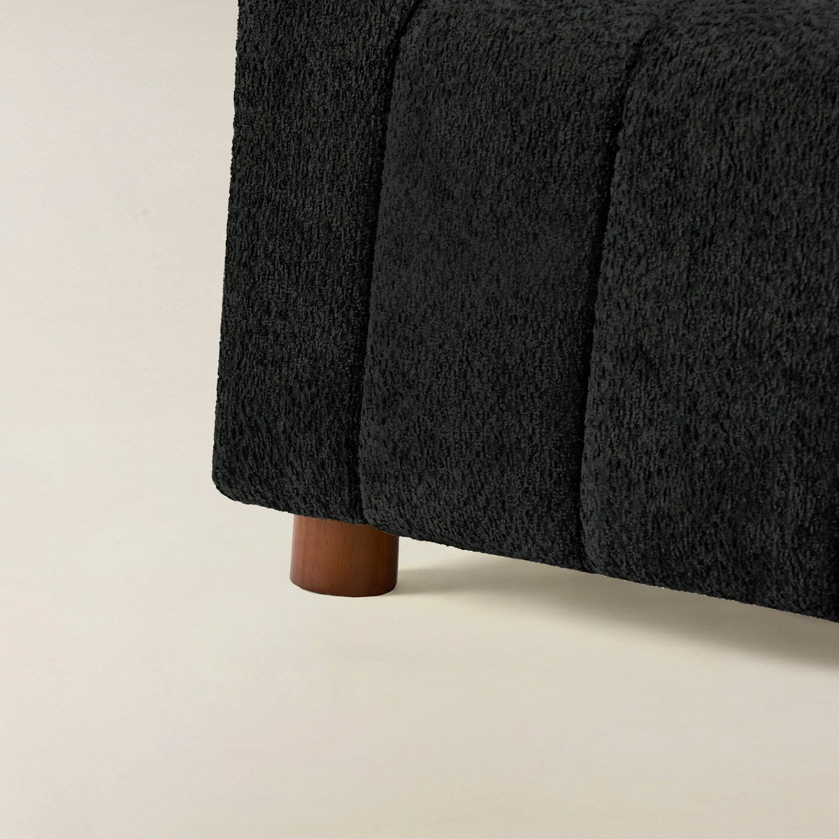 Botham Bouclé Sofa mit verdeckten flachen Beinen