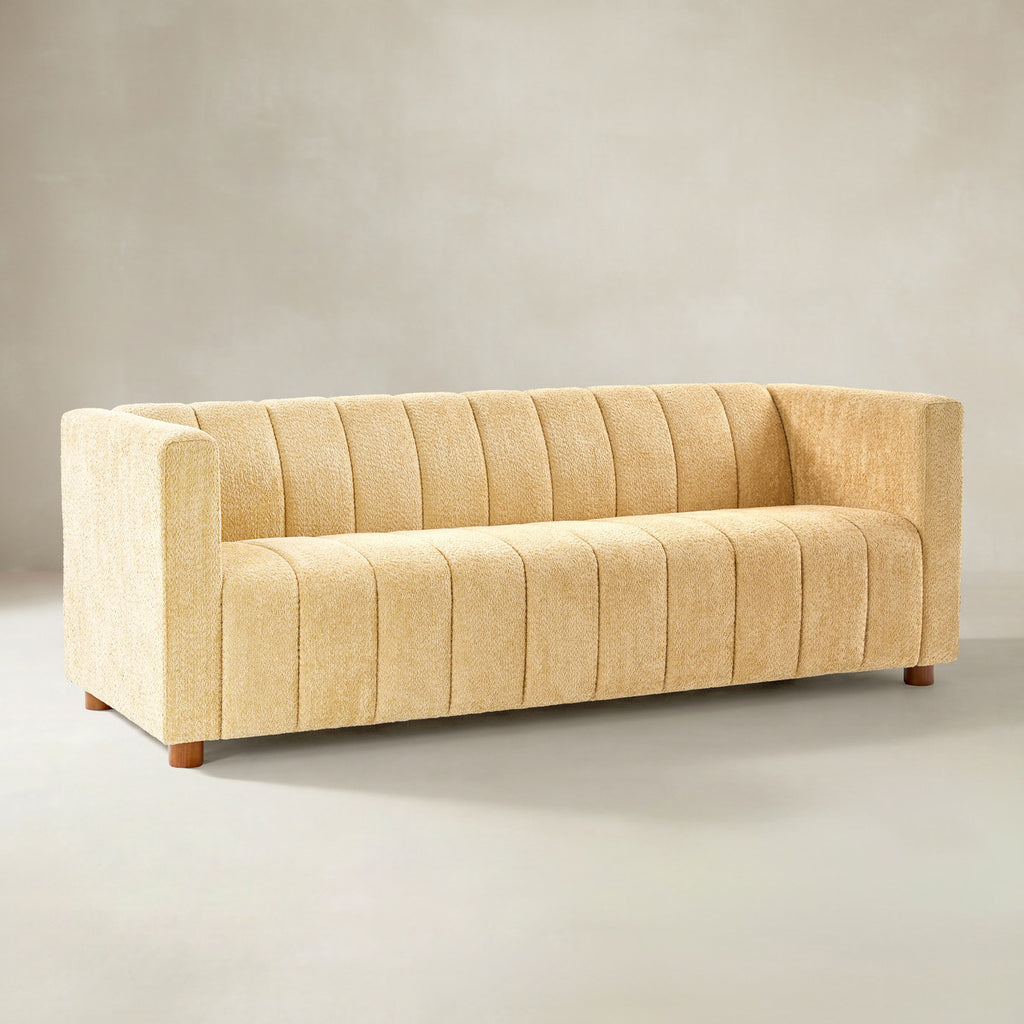 Botham Bouclé Sofa mit verdeckten flachen Beinen