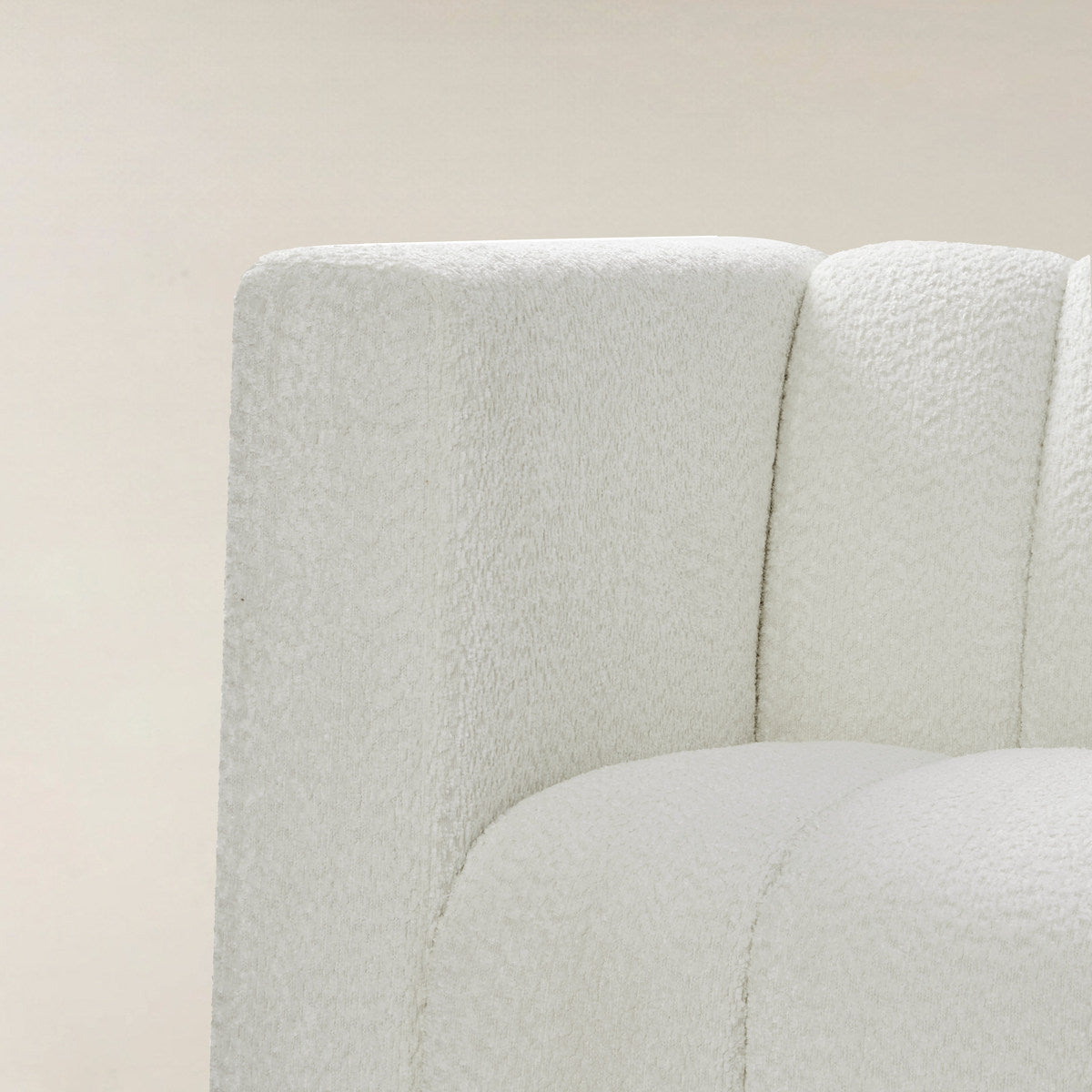 Botham Bouclé Sofa mit verdeckten flachen Beinen