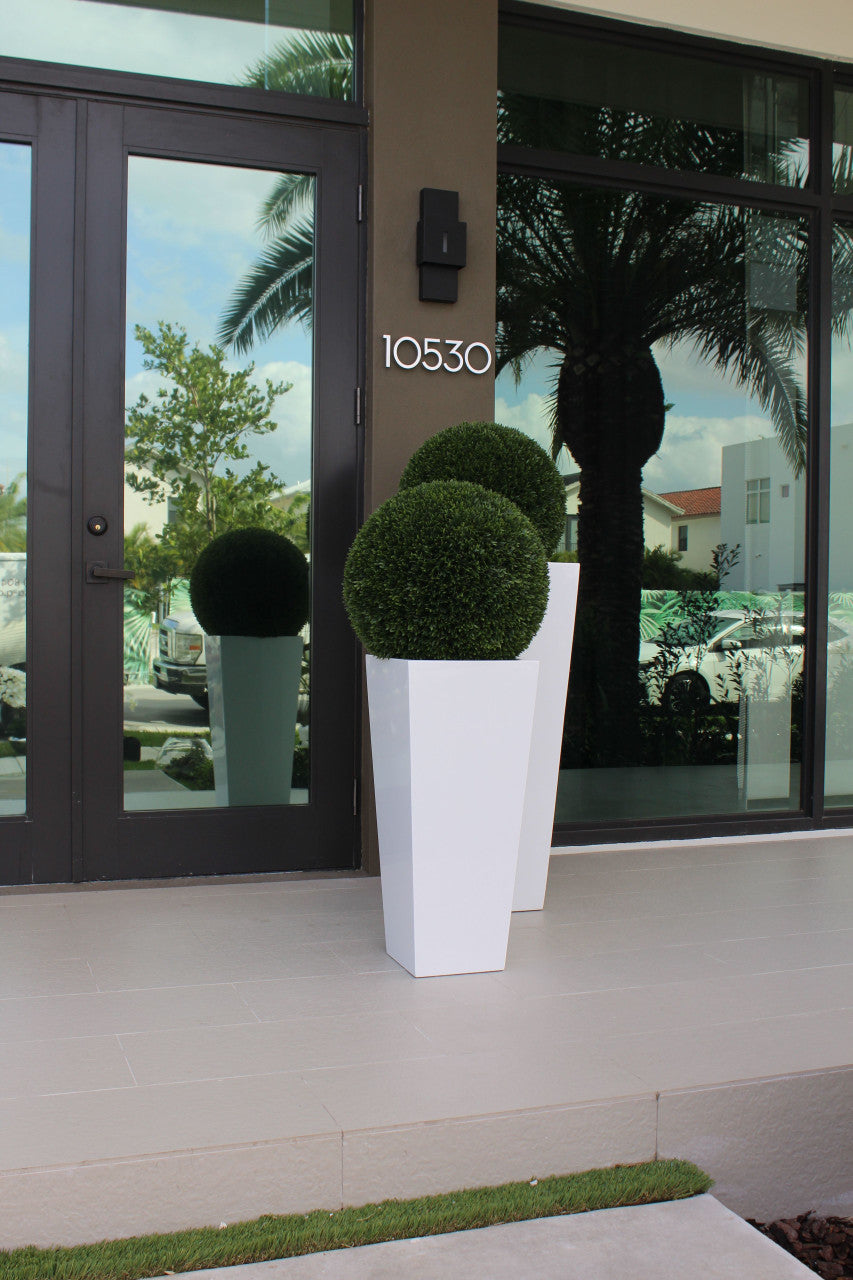 Cache-pot Décoratif H. 51 cm · Édition Chamonix